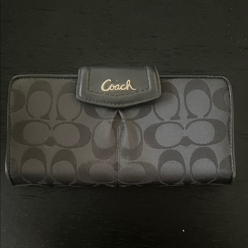 Coach Signature Black Wallet